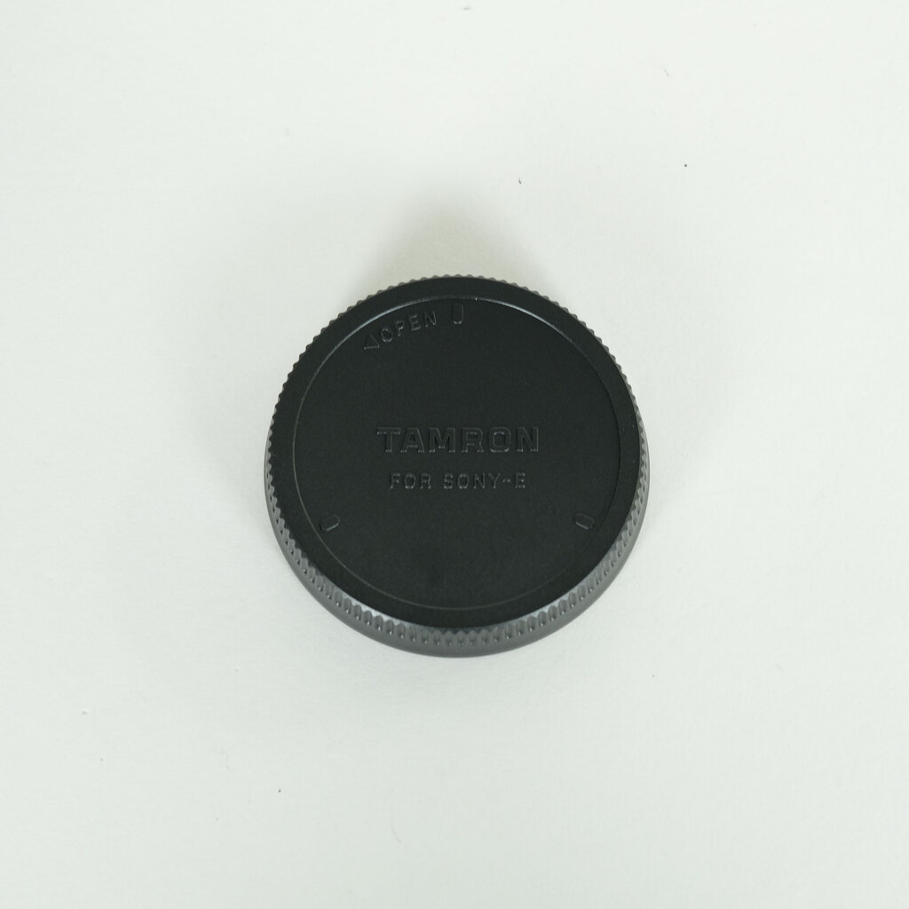 TAMRON 90mm F/2.8 Di III MACRO VXD [ソニーE用]