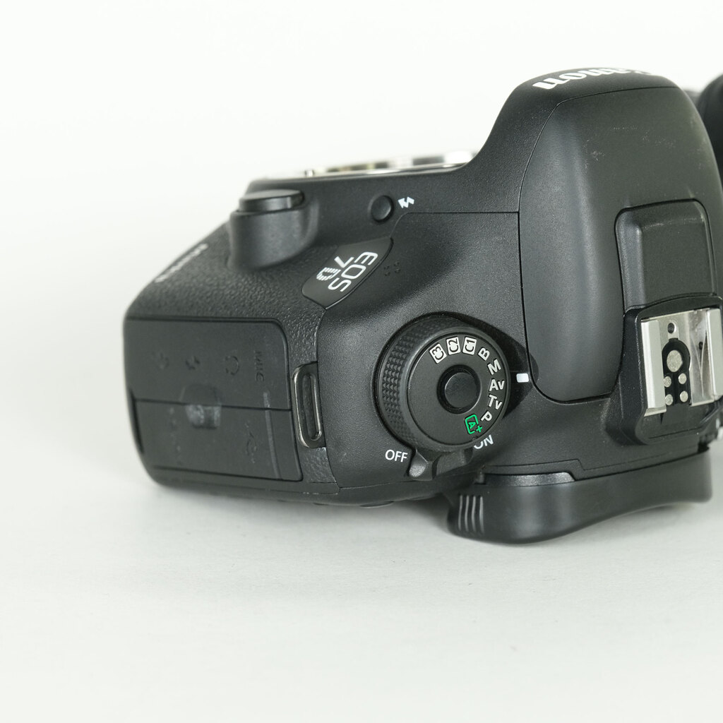Canon EOS 7D Mark II