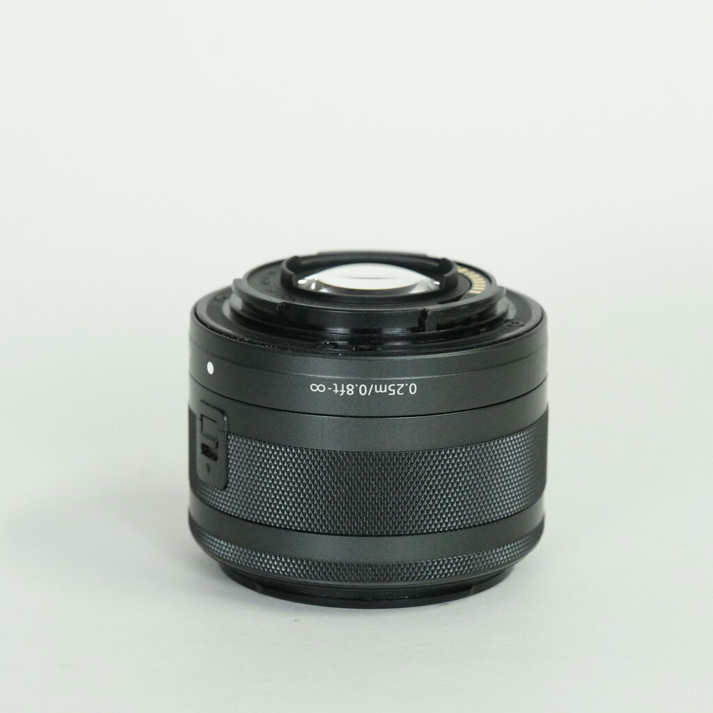 Canon EF-M15-45mm F3.5-6.3 IS STM
