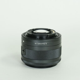 Canon EF-M15-45mm F3.5-6.3 IS STM