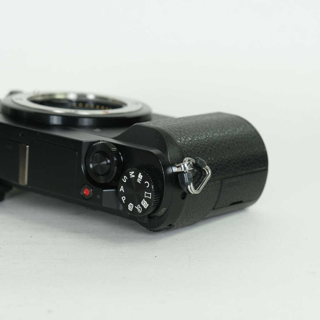 Panasonic LUMIX DMC-GX7MK2 ボディ ブラック