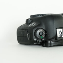 Canon EOS 5D Mark IV