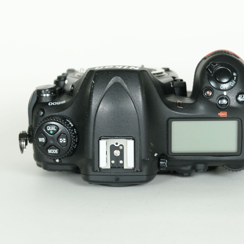 Nikon D500