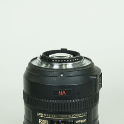 Nikon AF-S DX VR Zoom-Nikkor 18-200mm F3.5-5.6G IF-ED Nikon AF-S DX VR Zoom-Nikkor 18-200mm F3.5-5.6G IF-ED