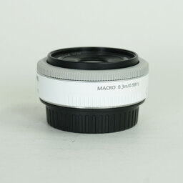 Canon EF40mm F2.8 STM ホワイト