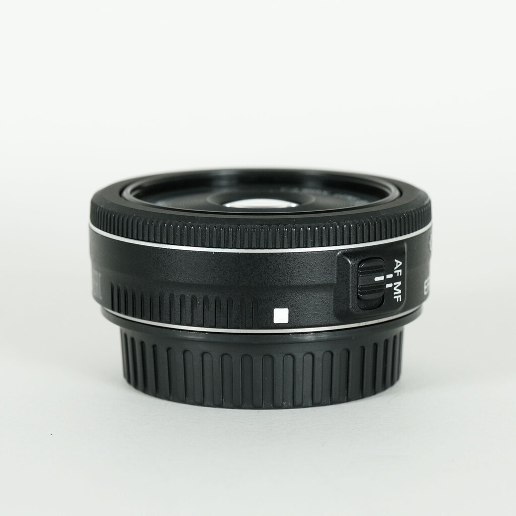 Canon EF-S24mm F2.8 STM Canon EF-S24mm F2.8 STM