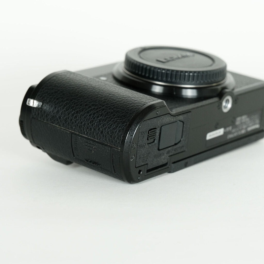 Panasonic LUMIX DC-GX7MK3 ブラック