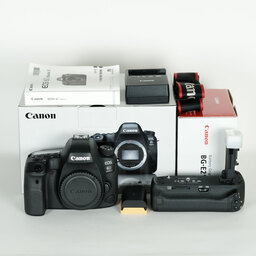 Canon EOS 6D Mark II