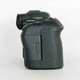 Canon EOS R6 Canon EOS R6