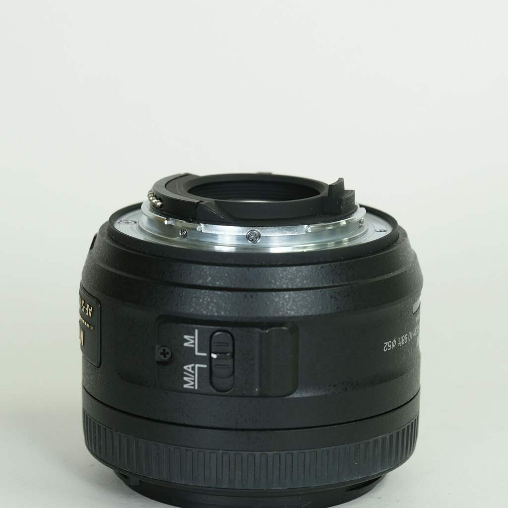 Nikon AF-S DX NIKKOR 35mm f/1.8G
