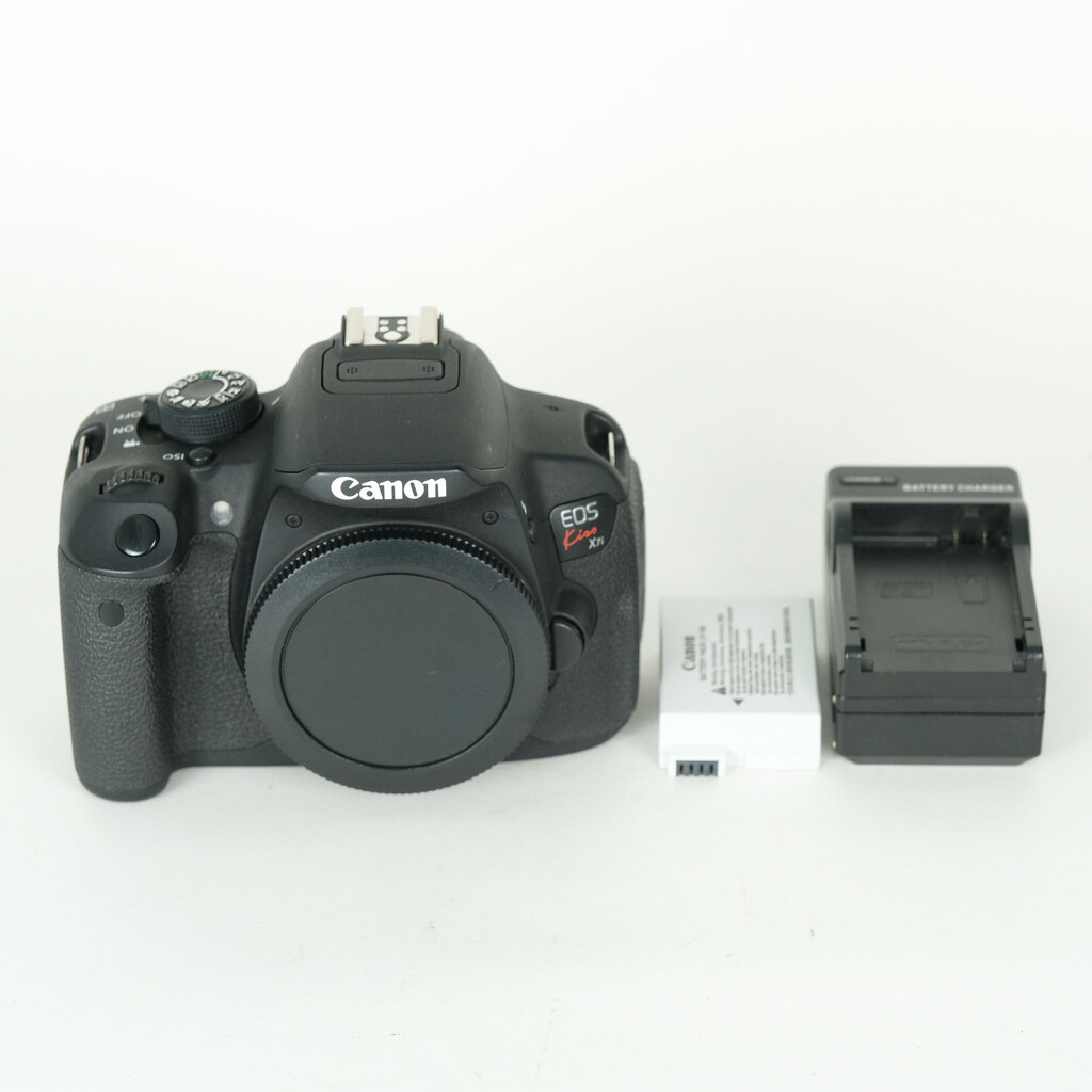 Canon EOS Kiss X7i
