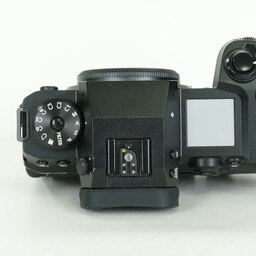 FUJIFILM X-H2