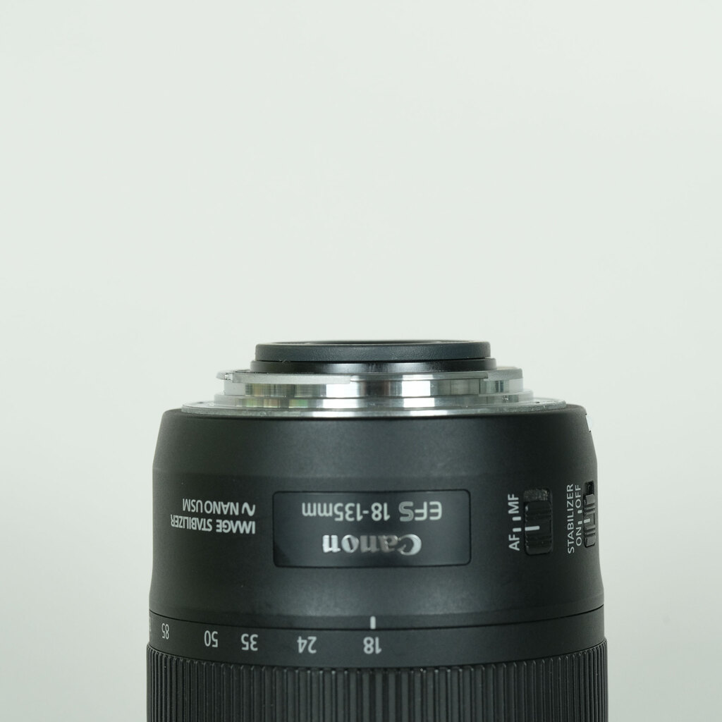 Canon EF-S18-135mm F3.5-5.6 IS USMの出品 | ONE SCENE（ワンシーン）