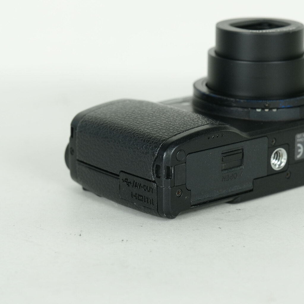 RICOH GR DIGITAL IVの出品 | ONE SCENE（ワンシーン）