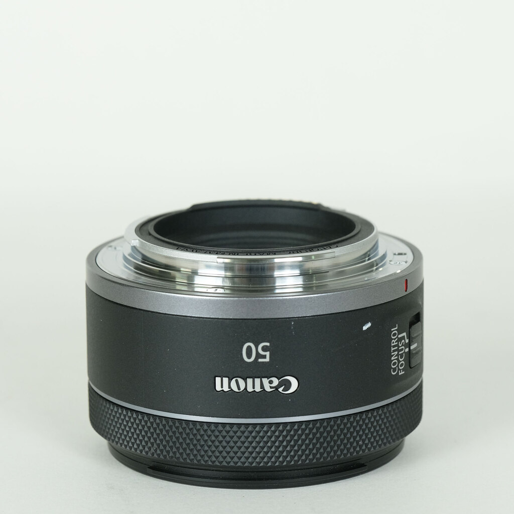 Canon RF50mm F1.8 STM Canon RF50mm F1.8 STM