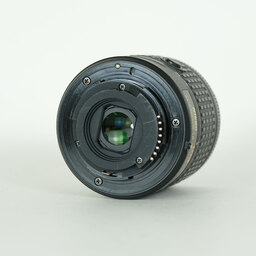 Nikon AF-P DX NIKKOR 18-55mm F3.5-5.6G VR