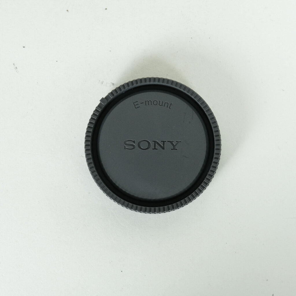 SONY FE 85mm F1.8 SEL85F18