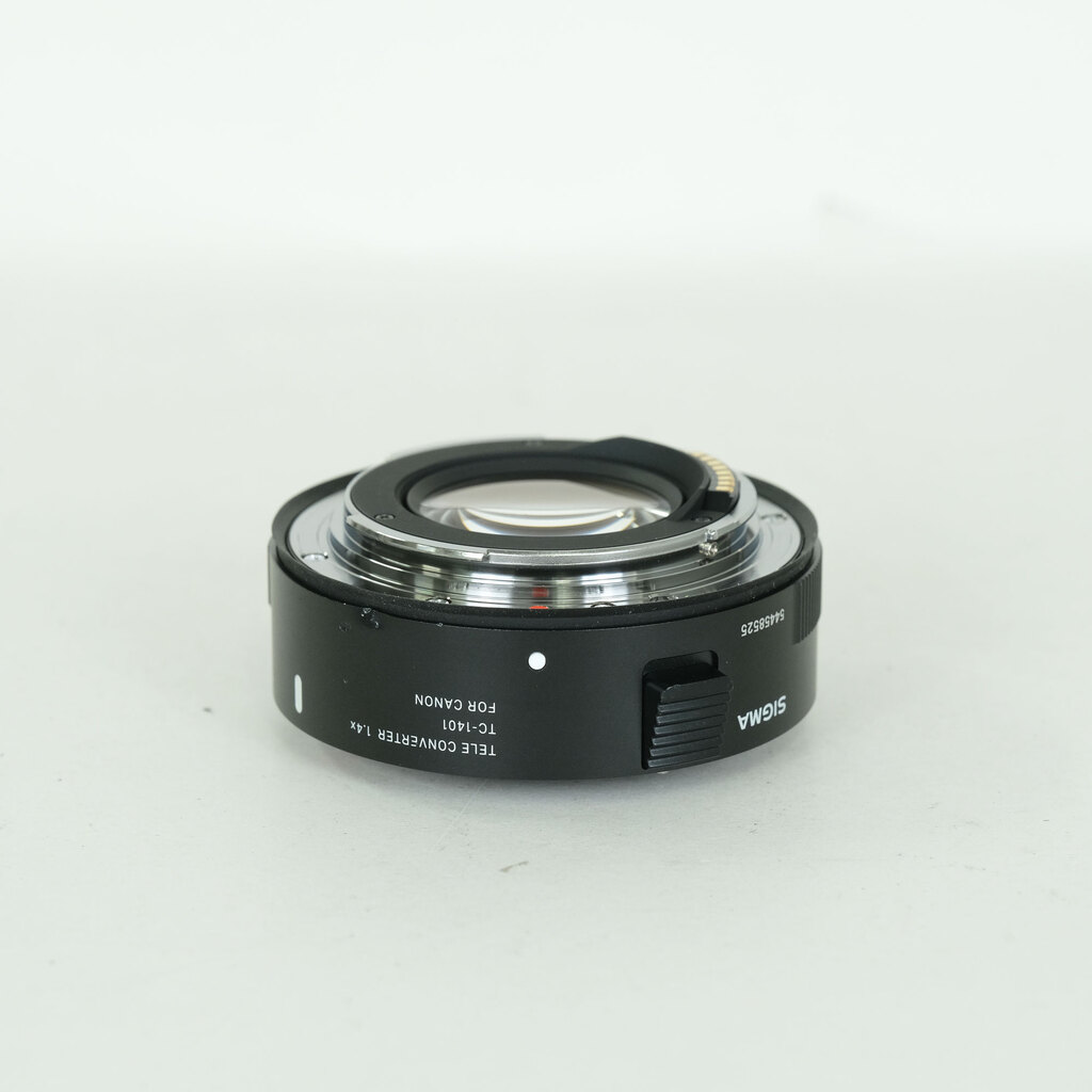 SIGMA Contemporary 150-600mm F5-6.3 DG 1.4xテレコンバーターキット (キヤノンEF用)
