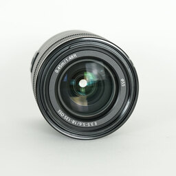 SONY E 18-135mm F3.5-5.6 OSS SEL18135