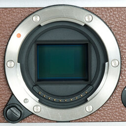 FUJIFILM X-E3 ボディ ブラウン