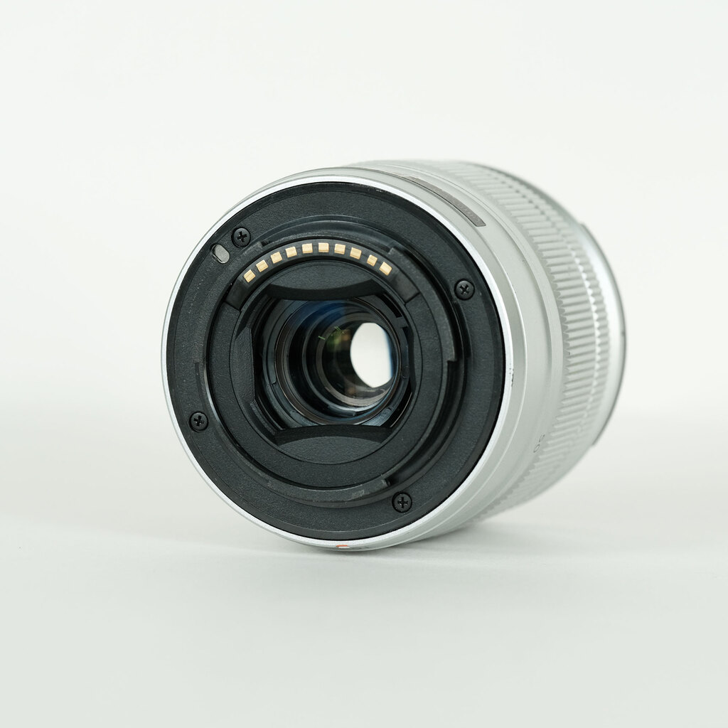 FUJIFILM フジノン XC16-50mm F3.5-5.6 OIS シルバー FUJIFILM フジノン XC16-50mm F3.5-5.6 OIS シルバー