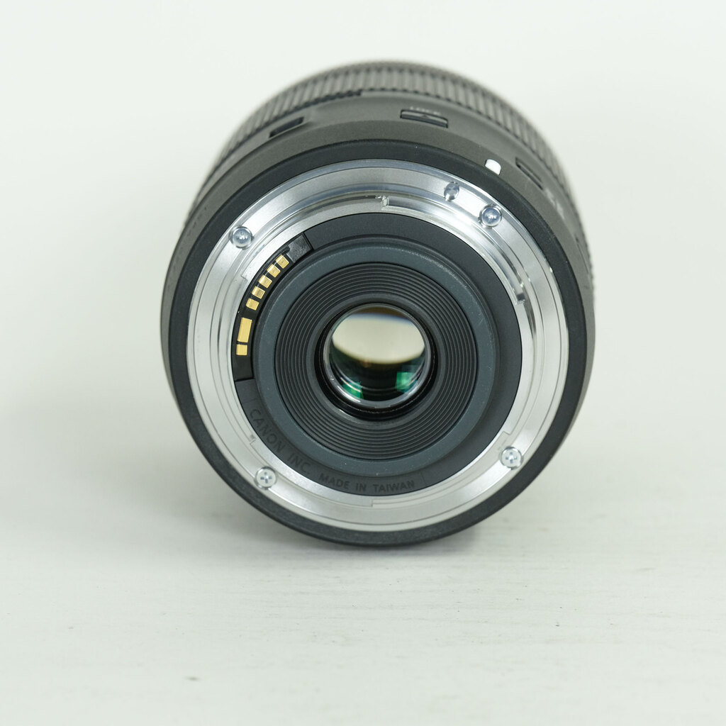 Canon EF-S18-135mm F3.5-5.6 IS USM