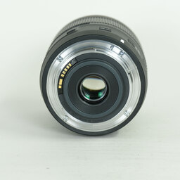 Canon EF-S18-135mm F3.5-5.6 IS USM