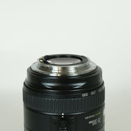 Canon EF70-300mm F4.5-5.6 DO IS USM