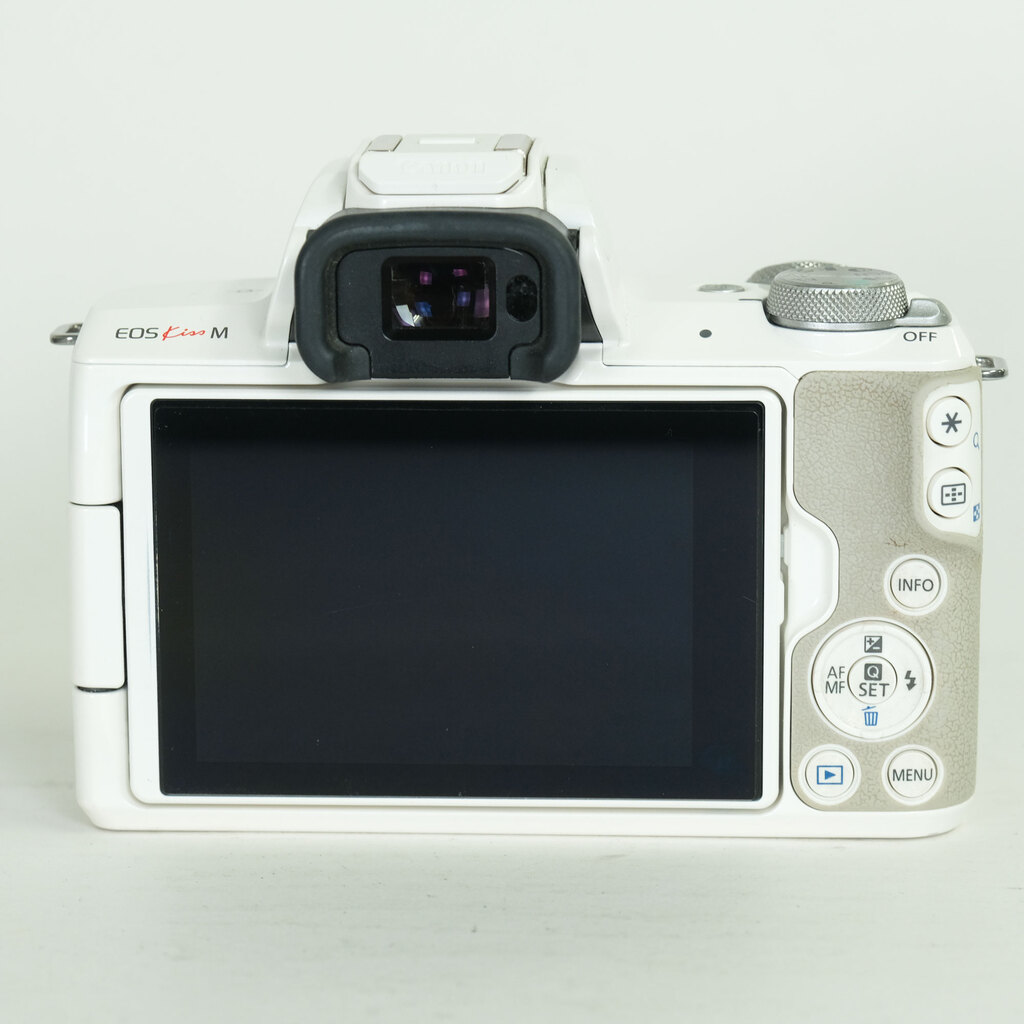 Canon EOS Kiss M