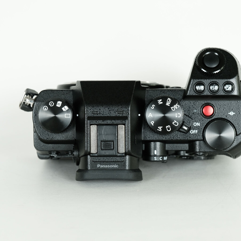 Panasonic LUMIX DC-S5