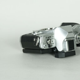 OLYMPUS OM-D E-M10 Mark IV OLYMPUS OM-D E-M10 Mark IV