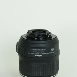 Nikon AF-S DX NIKKOR 18-55mm F3.5-5.6 G VR