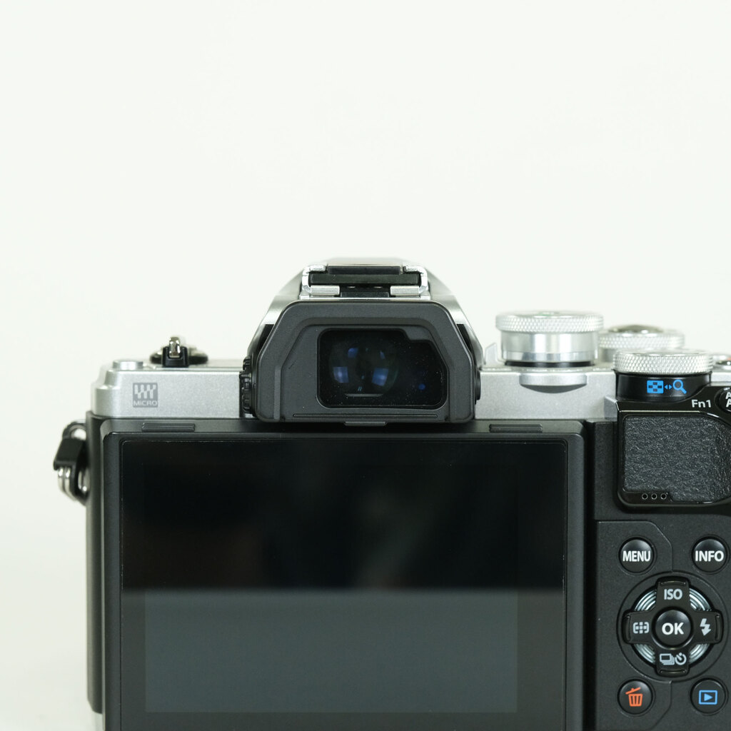 OLYMPUS OM-D E-M10 Mark III OLYMPUS OM-D E-M10 Mark III