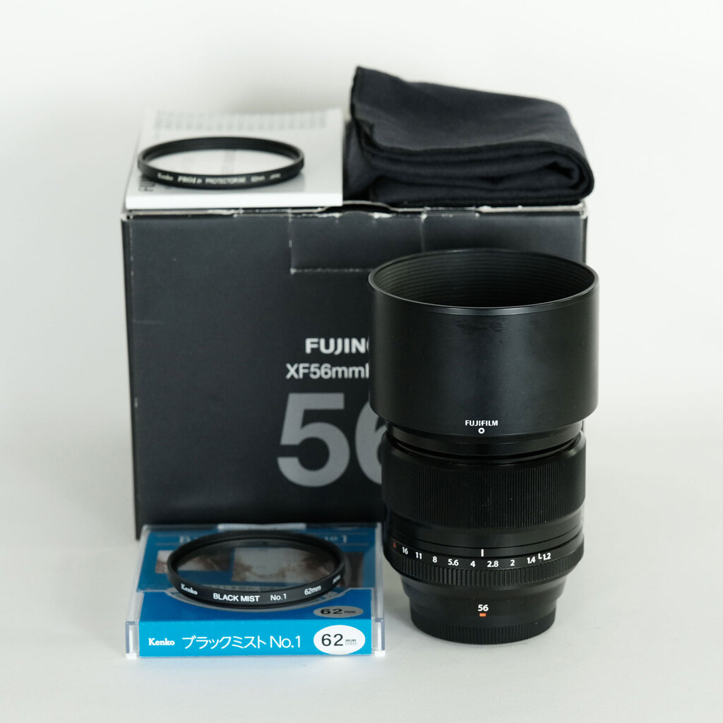 FUJIFILM XF56mmF1.2 R
