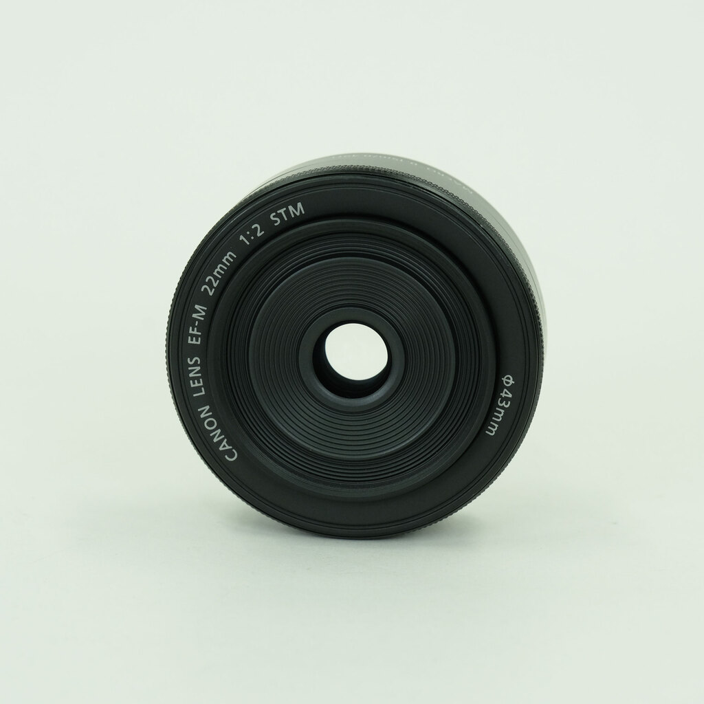 Canon EF-M22mm F2 STM Canon EF-M22mm F2 STM
