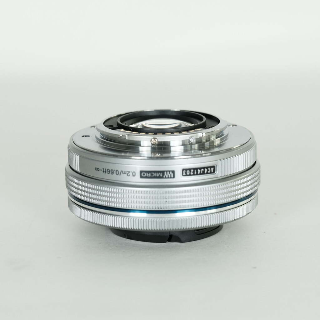 OLYMPUS M.ZUIKO DIGITAL ED 14-42mm F3.5-5.6 EZ シルバー