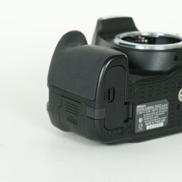 Nikon D3400