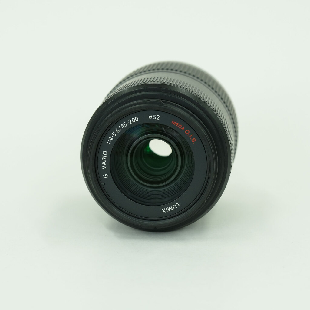 Panasonic LUMIX G VARIO 45-200mm F4.0-F5.6 MEGA O.I.S. H-FS045200 Panasonic LUMIX G VARIO 45-200mm F4.0-F5.6 MEGA O.I.S. H-FS045200