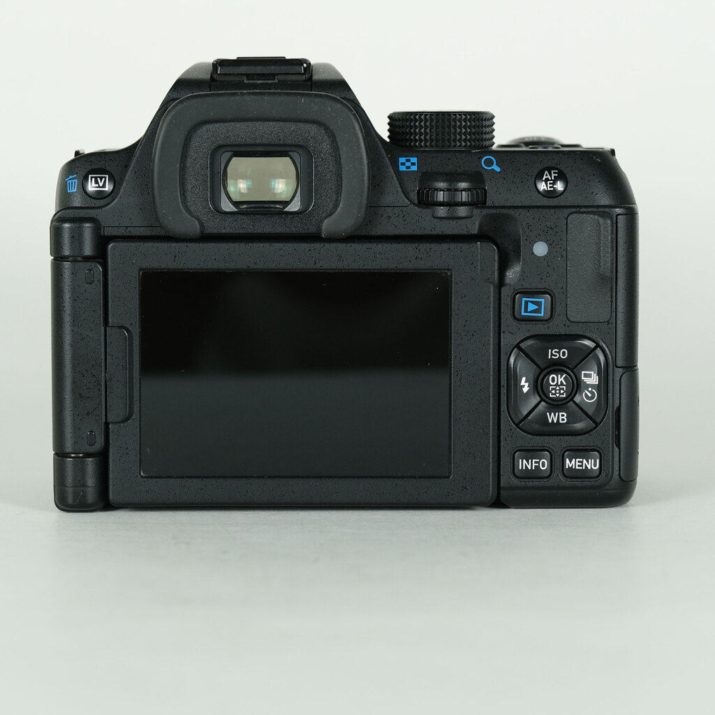 PENTAX K-70