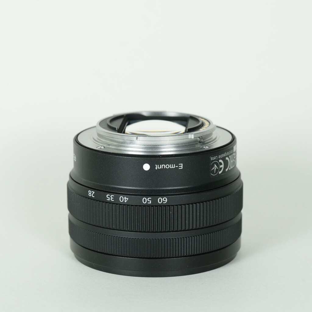 SONY FE 28-60mm F4-5.6 SEL2860 SONY FE 28-60mm F4-5.6 SEL2860