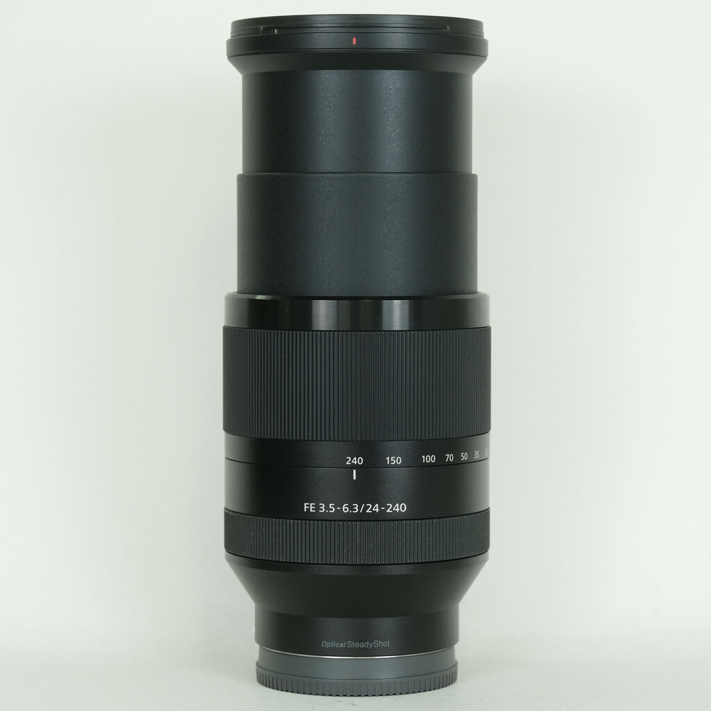 SONY FE 24-240mm F3.5-6.3 OSS SEL24240