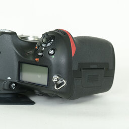 Nikon D850