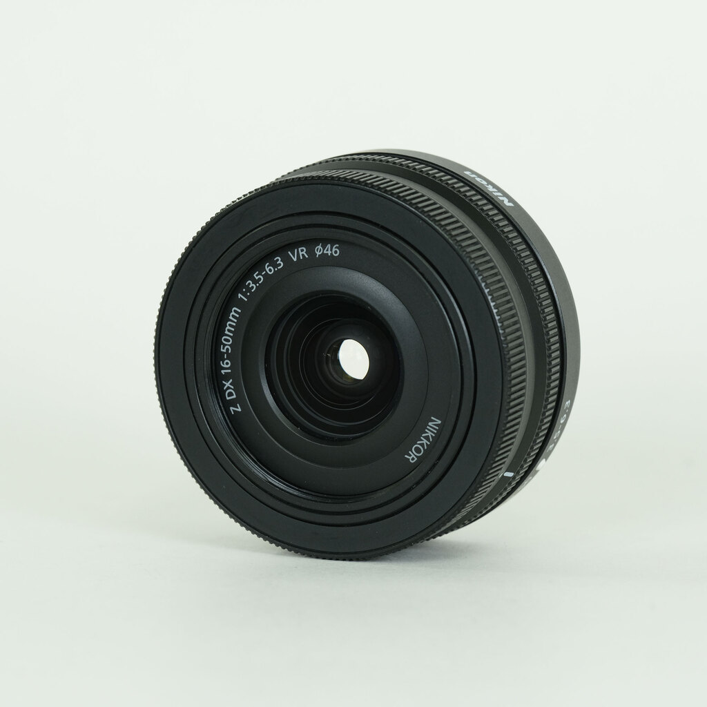 Nikon NIKKOR Z DX 16-50mm f/3.5-6.3 VR Nikon NIKKOR Z DX 16-50mm f/3.5-6.3 VR