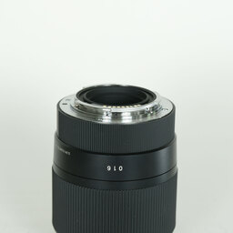 SIGMA 30mm F1.4 DC DN｜Contemporary [キヤノンM用]