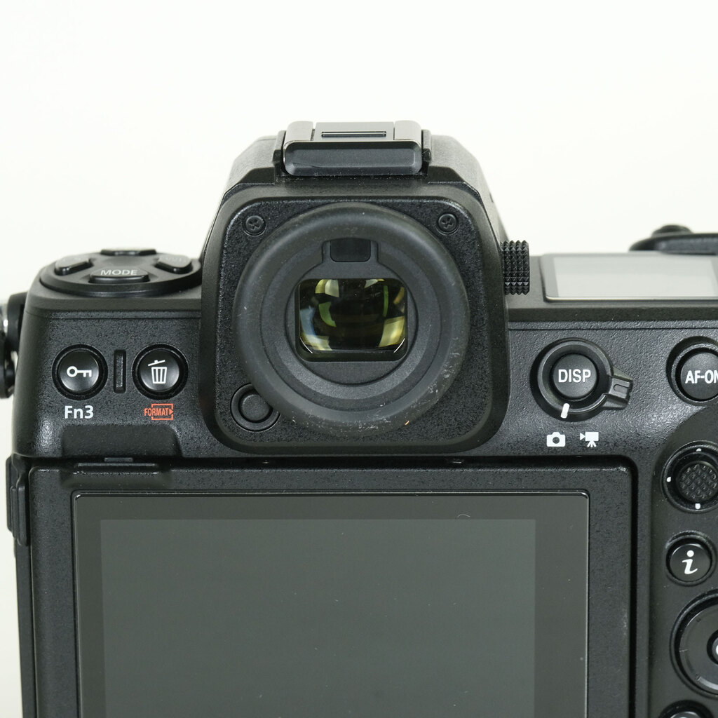 Nikon Z8