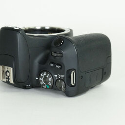 Canon EOS Kiss X9