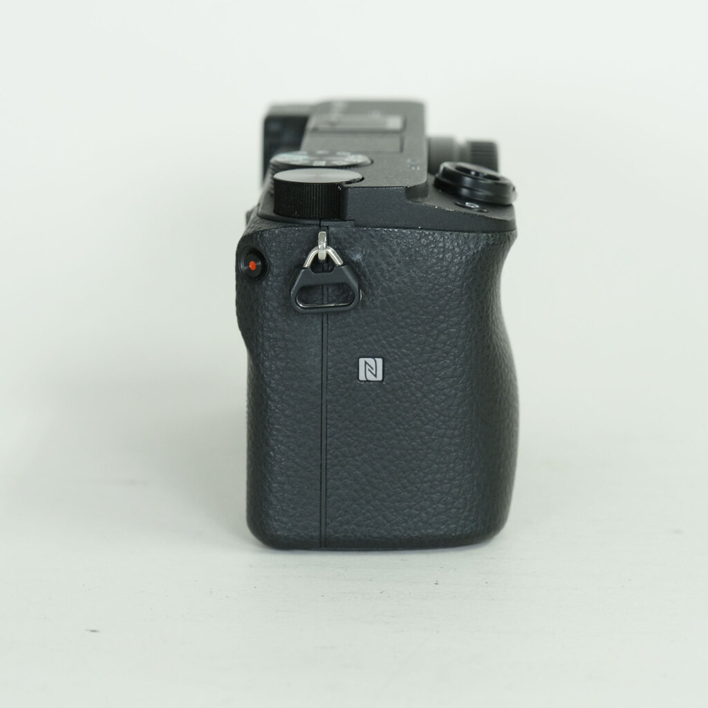 SONY α6400（ILCE-6400）
