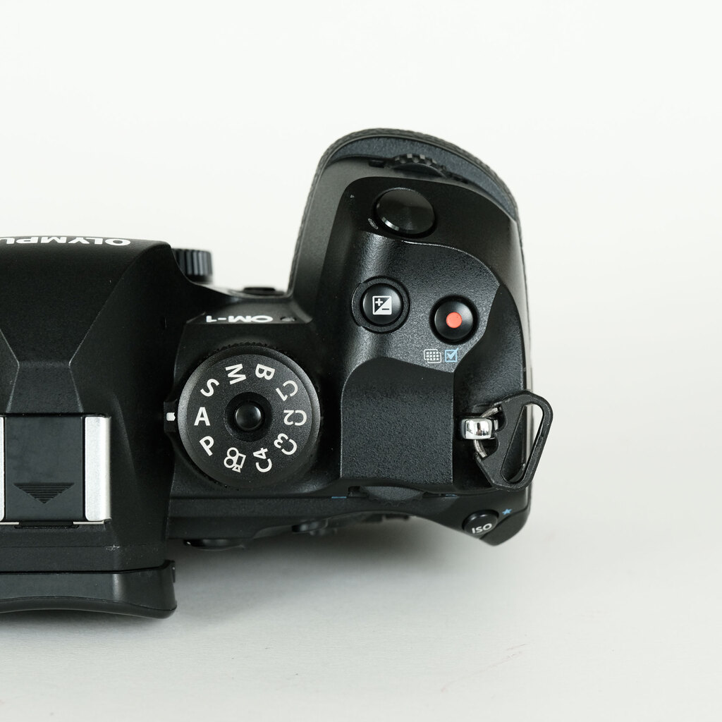 OM SYSTEM OM-1 OM SYSTEM OM-1