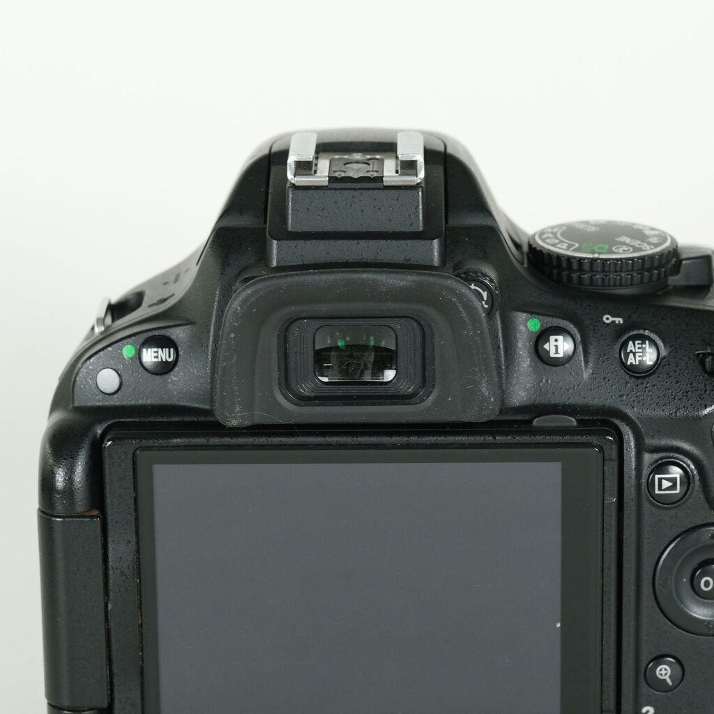 Nikon D5100 ボディの出品 | ONE SCENE（ワンシーン）