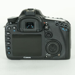 【美品/ショット数6764回】Canon EOS 7D ボディ【動作確認済】 Canon EOS 7D ボディの出品 | ONE SCENE（ワンシーン）